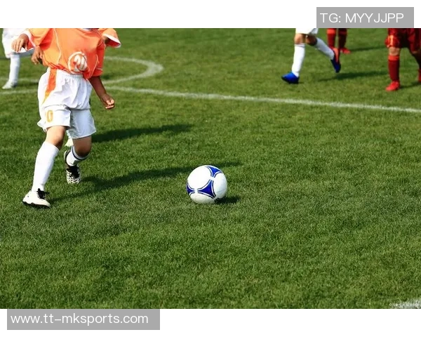 暴力足球破解版带你体验极限对抗与激情碰撞的足球盛宴